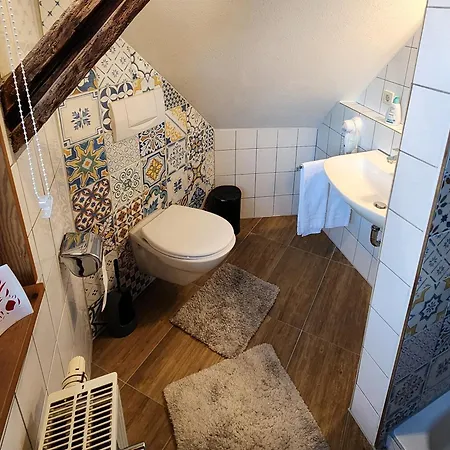 Charmante Zentral בית הארחה 4*